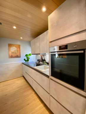 Отель Ferienwohnung Bergblick Jena  Йена
